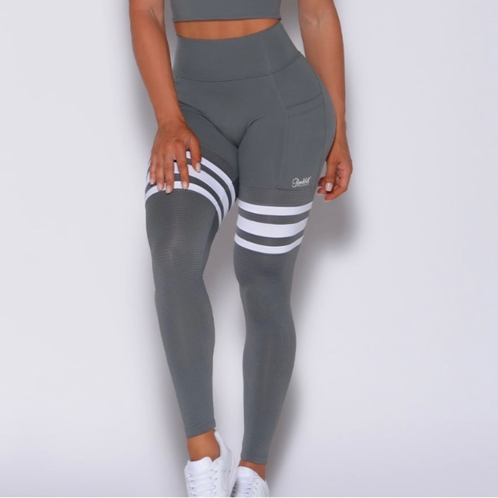 Xs bombshell leggings